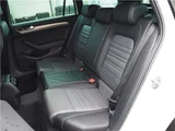 2016 Volkswagen Passat Variant 2.0TSI Turbo Sedan for sale, Japanese used car export - photo 10 of 79 | GULJI TRADERS