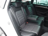 2016 Volkswagen Passat Variant 2.0TSI Turbo Sedan for sale, Japanese used car export - photo 58 of 79 | GULJI TRADERS