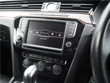 2016 Volkswagen Passat Variant Sedan for sale, Japanese used car export - photo 65 of 76 | GULJI TRADERS