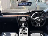 2016 Volkswagen Passat Variant TSI Sedan for sale, Japanese used car export - photo 5 of 24 | GULJI TRADERS