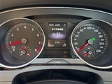 2016 Volkswagen Passat Variant TSI Sedan for sale, Japanese used car export - photo 13 of 24 | GULJI TRADERS