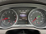 2016 Volkswagen Passat Variant TSI Sedan for sale, Japanese used car export - photo 6 of 24 | GULJI TRADERS