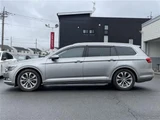 2016 Volkswagen Passat Variant TSI Sedan for sale, Japanese used car export - photo 22 of 24 | GULJI TRADERS