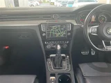 2016 Volkswagen Passat Variant TSI Sedan for sale, Japanese used car export - photo 3 of 22 | GULJI TRADERS
