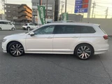 2016 Volkswagen Passat Variant TSI Sedan for sale, Japanese used car export - photo 9 of 22 | GULJI TRADERS