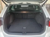 2016 Volkswagen Passat Variant TSI Sedan for sale, Japanese used car export - photo 12 of 22 | GULJI TRADERS