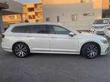 2016 Volkswagen Passat Variant TSI Sedan for sale, Japanese used car export - photo 16 of 22 | GULJI TRADERS
