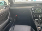 2016 Volkswagen Passat Variant TSI Sedan for sale, Japanese used car export - photo 20 of 22 | GULJI TRADERS