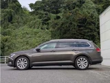 2016 Volkswagen Passat Variant Sedan for sale, Japanese used car export - photo 8 of 27 | GULJI TRADERS