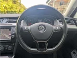 2016 Volkswagen Passat Variant Sedan for sale, Japanese used car export - photo 17 of 27 | GULJI TRADERS