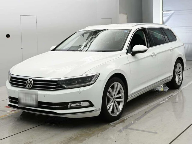 2016 Volkswagen Passat Variant Sedan for sale, Japanese used car export | GULJI TRADERS
