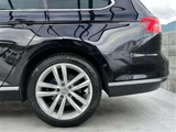 2016 Volkswagen Passat Variant Sedan for sale, Japanese used car export - photo 16 of 50 | GULJI TRADERS