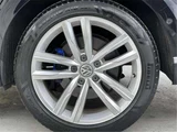 2016 Volkswagen Passat Variant Sedan for sale, Japanese used car export - photo 17 of 50 | GULJI TRADERS