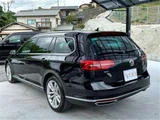 2016 Volkswagen Passat Variant Sedan for sale, Japanese used car export - photo 23 of 50 | GULJI TRADERS