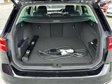 2016 Volkswagen Passat Variant Sedan for sale, Japanese used car export - photo 29 of 50 | GULJI TRADERS