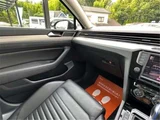 2016 Volkswagen Passat Variant Sedan for sale, Japanese used car export - photo 43 of 50 | GULJI TRADERS