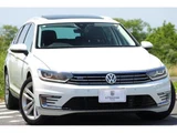 2016 Volkswagen Passat Variant Sedan for sale, Japanese used car export - photo 1 of 9 | GULJI TRADERS