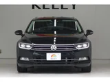 2016 Volkswagen Passat Variant Sedan for sale, Japanese used car export - photo 2 of 9 | GULJI TRADERS