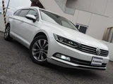 2016 Volkswagen Passat Variant Sedan for sale, Japanese used car export - photo 5 of 8 | GULJI TRADERS