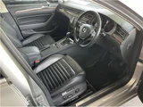 2017 Volkswagen Passat Variant Sedan for sale, Japanese used car export - photo 10 of 37 | GULJI TRADERS