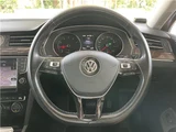 2017 Volkswagen Passat Variant Sedan for sale, Japanese used car export - photo 16 of 37 | GULJI TRADERS