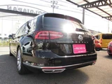 2017 Volkswagen Passat Variant TSI Sedan for sale, Japanese used car export - photo 16 of 63 | GULJI TRADERS