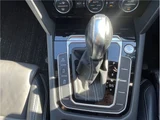 2017 Volkswagen Passat Variant Sedan for sale, Japanese used car export - photo 13 of 25 | GULJI TRADERS