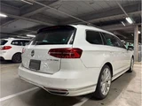 2017 Volkswagen Passat Variant Sedan for sale, Japanese used car export - photo 5 of 26 | GULJI TRADERS