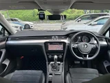 2017 Volkswagen Passat Variant Sedan for sale, Japanese used car export - photo 3 of 24 | GULJI TRADERS