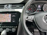 2017 Volkswagen Passat Variant Sedan for sale, Japanese used car export - photo 10 of 24 | GULJI TRADERS