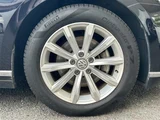 2017 Volkswagen Passat Variant Sedan for sale, Japanese used car export - photo 22 of 24 | GULJI TRADERS