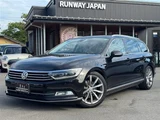2017 Volkswagen Passat Variant Sedan for sale, Japanese used car export - photo 1 of 30 | GULJI TRADERS