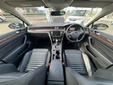 2017 Volkswagen Passat Variant Sedan for sale, Japanese used car export - photo 7 of 30 | GULJI TRADERS