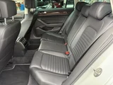 2017 Volkswagen Passat Variant Sedan for sale, Japanese used car export - photo 4 of 9 | GULJI TRADERS