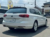 2018 Volkswagen Passat Variant Sedan for sale, Japanese used car export - photo 11 of 50 | GULJI TRADERS