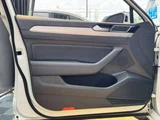 2018 Volkswagen Passat Variant Sedan for sale, Japanese used car export - photo 28 of 50 | GULJI TRADERS