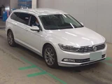 2018 Volkswagen Passat Variant Sedan for sale, Japanese used car export - photo 4 of 6 | GULJI TRADERS