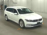 2018 Volkswagen Passat Variant Sedan for sale, Japanese used car export - photo 1 of 3 | GULJI TRADERS
