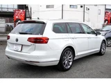 2019 Volkswagen Passat Variant Sedan for sale, Japanese used car export - photo 2 of 7 | GULJI TRADERS