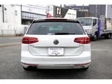 2019 Volkswagen Passat Variant Sedan for sale, Japanese used car export - photo 6 of 7 | GULJI TRADERS