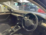 2019 Volkswagen Passat Variant Sedan for sale, Japanese used car export - photo 3 of 10 | GULJI TRADERS