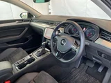 2020 Volkswagen Passat Variant TDI Diesel Turbo Sedan for sale, Japanese used car export - photo 10 of 16 | GULJI TRADERS