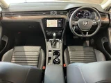 2020 Volkswagen Passat Variant TDI Diesel Turbo Sedan for sale, Japanese used car export - photo 3 of 10 | GULJI TRADERS