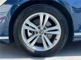 2021 Volkswagen Passat Variant Sedan for sale, Japanese used car export - photo 13 of 53 | GULJI TRADERS