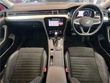 2021 Volkswagen Passat Variant Sedan for sale, Japanese used car export - photo 17 of 53 | GULJI TRADERS