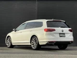 2021 Volkswagen Passat Variant Sedan for sale, Japanese used car export - photo 2 of 23 | GULJI TRADERS