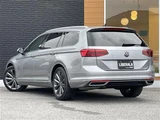 2021 Volkswagen Passat Variant Sedan for sale, Japanese used car export - photo 2 of 24 | GULJI TRADERS
