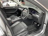 2021 Volkswagen Passat Variant Sedan for sale, Japanese used car export - photo 6 of 24 | GULJI TRADERS