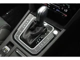 2021 Volkswagen Passat Variant TDI Diesel Turbo Sedan for sale, Japanese used car export - photo 10 of 24 | GULJI TRADERS