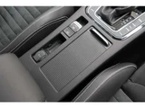 2021 Volkswagen Passat Variant TDI Diesel Turbo Sedan for sale, Japanese used car export - photo 11 of 24 | GULJI TRADERS